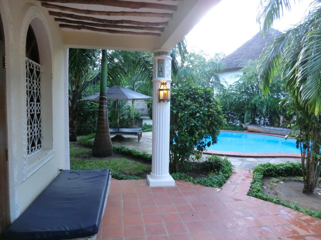 Villa Lamuhouse Diani Beach Δωμάτιο φωτογραφία